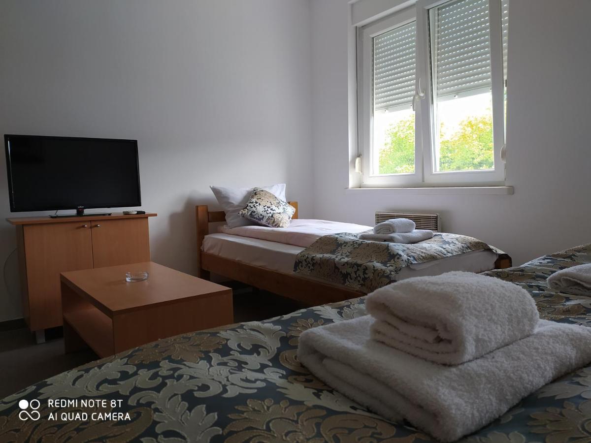 Apartmani - Vila Kovilje Banja Koviljaca Luaran gambar