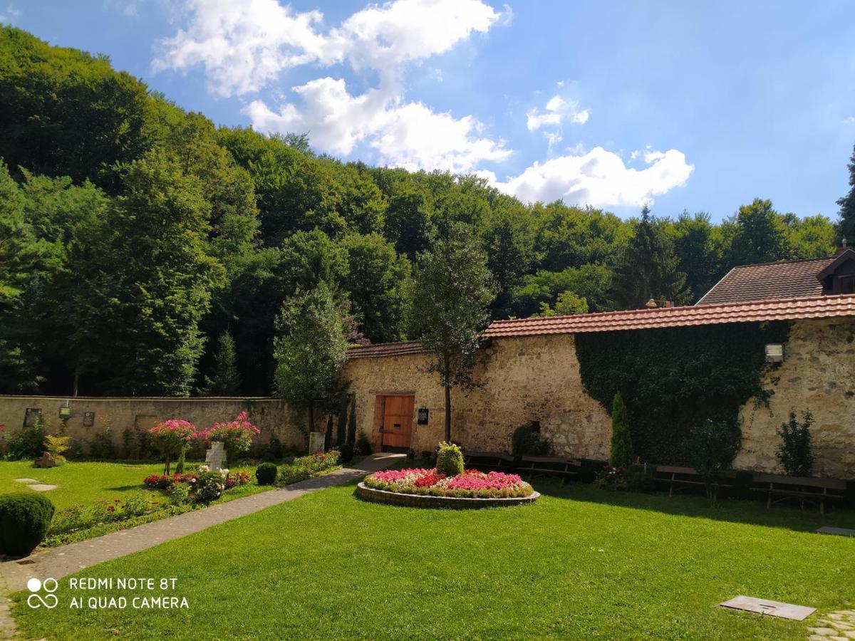 Apartmani - Vila Kovilje Banja Koviljaca Luaran gambar