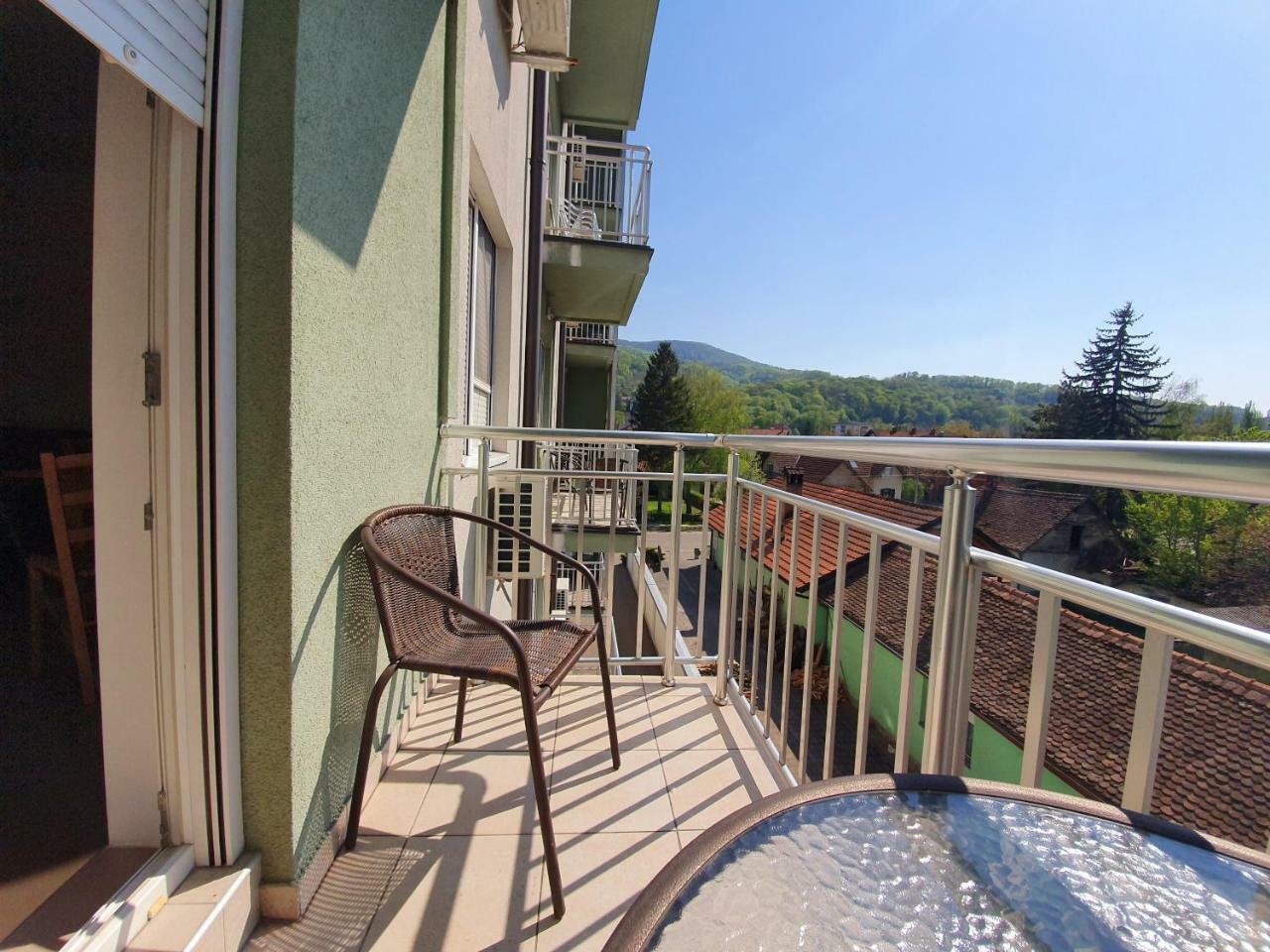 Apartmani - Vila Kovilje Banja Koviljaca Luaran gambar